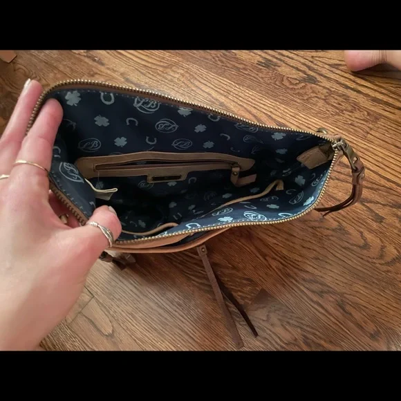 VINTAGE Lucky Brand Crossbody - Picture 5 of 15